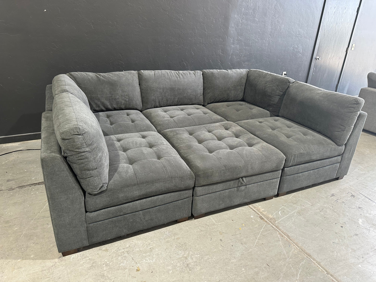 Modular 6 Piece Sectional with Storage Ottoman