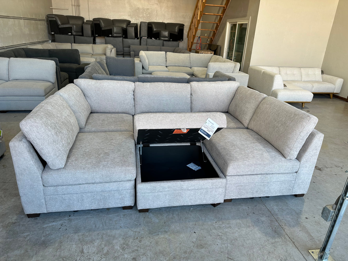 Modular 6 Piece Sectional with Storage Ottoman