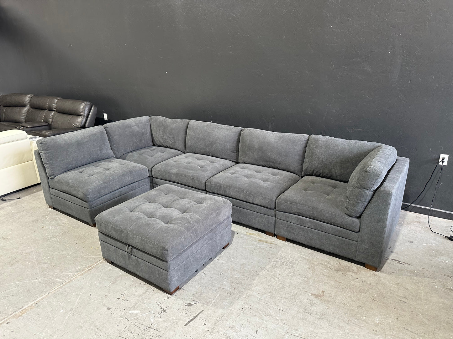 Modular 6 Piece Sectional with Storage Ottoman