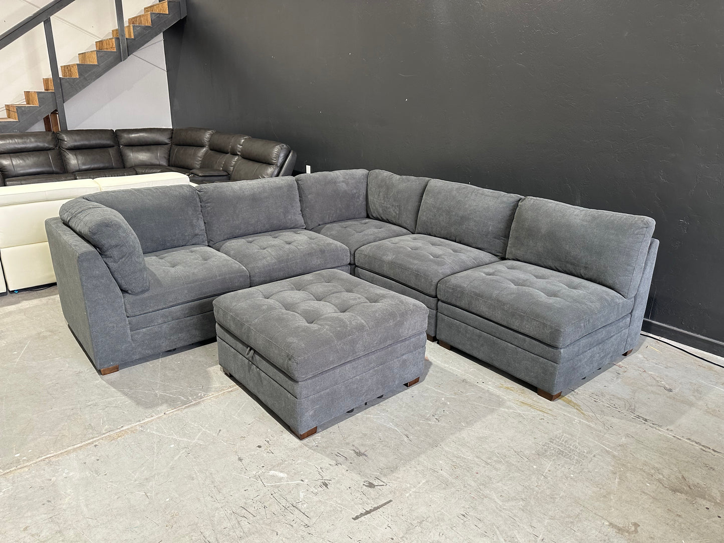 Modular 6 Piece Sectional with Storage Ottoman