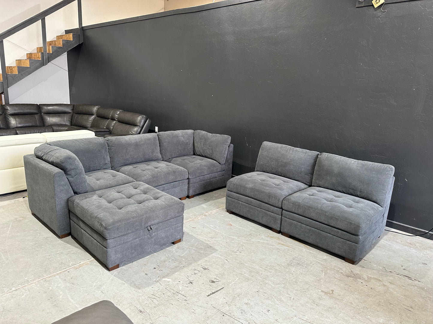 Modular 6 Piece Sectional with Storage Ottoman