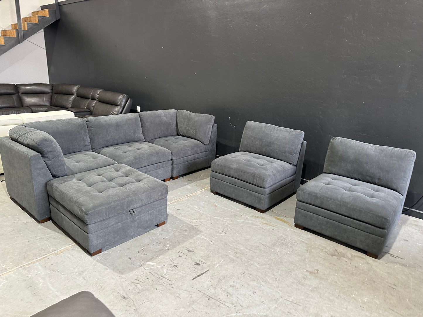 Modular 6 Piece Sectional with Storage Ottoman
