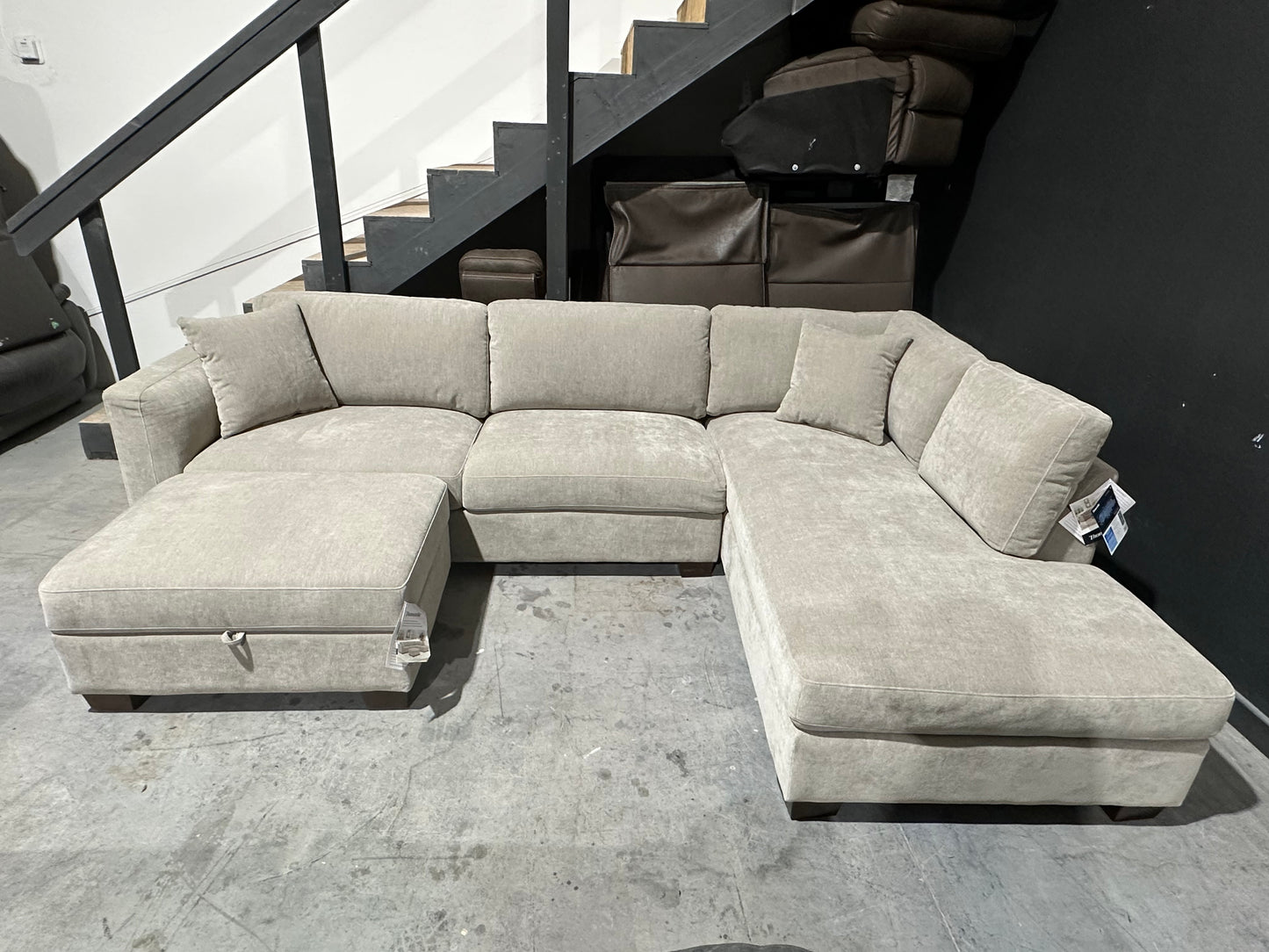 Bumper Sectional with Storage Ottoman